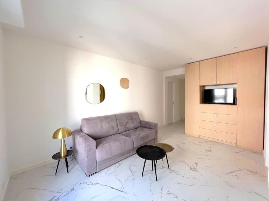 Joli Studio - Studio Neuf Terrasse Clim Wi-Fi 2 Min. Des Plages Антиб Екстериор снимка